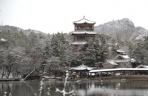 承德避暑山庄及周围寺庙雪景如画