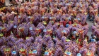 马来西亚创纪录百条舞龙迎新春