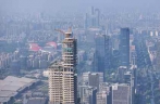 南京超高层建筑项目施工中